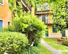 Koko talo/asunto Sanzenohome - Full Apartment Verona Centro (Verona, Italia)