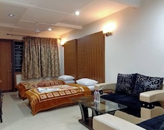 Hotel Gouri Inn (Amravati, India)