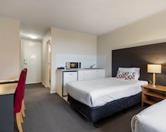 Knox International Hotel and Apartments (Wantirna, Australien)