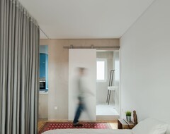 Hotel Design Apartment In The City Center (Oporto, Portugal)