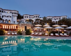 Hotel Leda (Plomari, Greece)