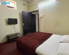 Hotel Meera Stays (Coimbatore, Indien)