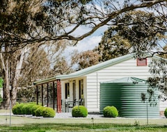 Toàn bộ căn nhà/căn hộ Hepburn Retreat 2-bedroom Cottage - Farmstay! (Lithgow, Úc)