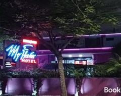 Hotel Motel My Flowers (São Paulo, Brazil)