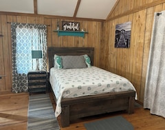 Casa rural Come Relax And Rest In Our Updated Barn Loft! (Summerdale, ABD)