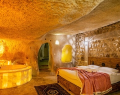 Atilla's Cave Hotel (Nevsehir, Tyrkiet)