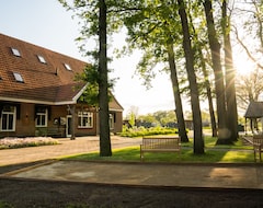 Hele huset/lejligheden Hofparken Wiltershaar - groepsaccommodatie met prive wellness (Winterswijk, Holland)