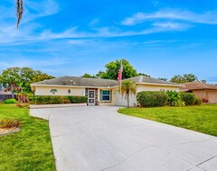 Hele huset/lejligheden Spacious House W/ A Private Pool - Close To Shopping, Dining, & Beaches! (Bradenton, USA)