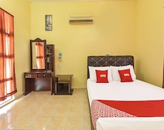Hotel Oyo 90640 Dvillage River & Cafe Chalet (Jerantut, Malezija)