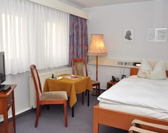Hotelli Hotel Goldene Sonne (Arnstadt, Saksa)