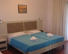 Khách sạn Skiros Palace Hotel (Molos, Hy Lạp)