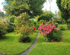 Bed & Breakfast Chez Stephanie et Sylvain (Le Mesnil-Villeman, Pháp)