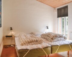 Hotel 3 Bedroom Accommodation In Hejnsvig (Billund, Denmark)