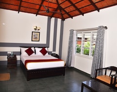 Hotel Clover Holiday Village (Sakleshpur, India)