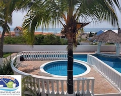 Tüm Ev/Apart Daire Large House With Private Pool Very Close To The Beach (La Antigua, Meksika)