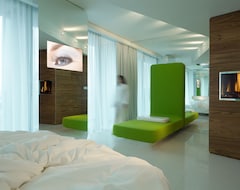 Khách sạn I-Suite Hotel (Rimini, Ý)