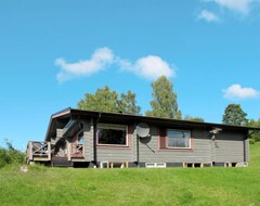 Toàn bộ căn nhà/căn hộ Vacation Home Borrsjön (vmd028) In Gräsmark - 4 Persons, 2 Bedrooms (Ersmark, Thụy Điển)