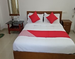 Hotel OYO 23503 Golden Valley Residency (Thrissur, Indien)