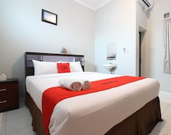 Khách sạn RedDoorz @ Jalan Godean 2 (Yogyakarta, Indonesia)