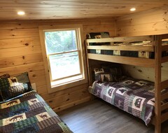 Koko talo/asunto Brand New Log Cabin (Lancaster, Amerikan Yhdysvallat)