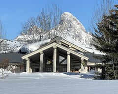 Toàn bộ căn nhà/căn hộ Treasure At The Foot Of The Grand Tetons On 6 Acres - Skiing, Hiking, Fishing (Alta, Hoa Kỳ)