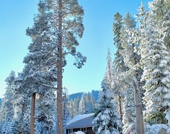 Koko talo/asunto New Beautiful Lodge Next To Sierra At Tahoe And On The River, Amazing Location. (Twin Bridges, Amerikan Yhdysvallat)
