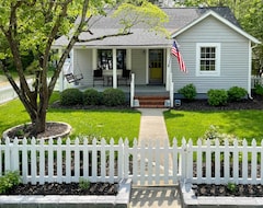 Koko talo/asunto New! Urbanna Cottage W/ Private Yard & Water Views (Urbanna, Amerikan Yhdysvallat)