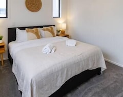 Cijela kuća/apartman New Brighton Beach Explore - King Bed And Sofa Bed (Christchurch, Novi Zeland)