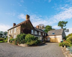 Cijela kuća/apartman Charming Farmhouse, Vyrnwy Valley, Fabulous Countryside Views, Sleeps To 14 (Llanymynech, Ujedinjeno Kraljevstvo)