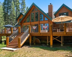 Entire House / Apartment Golf Course Luxury Log Cabin Lake Almanor (Chester, USA)