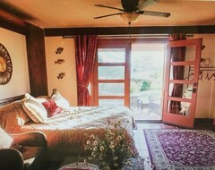Tüm Ev/Apart Daire Darling Cottage On The Edge Of A Private Lake ~ Only 5 Minutes From Town (Paso Robles, ABD)