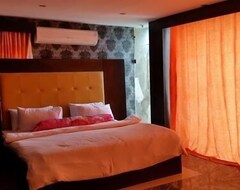 Hotelli Paris Suites (Lagos, Nigeria)