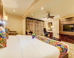Khách sạn Fabhotel Prime Sarala Crown With Pool, Calangute Beach (Calangute, Ấn Độ)