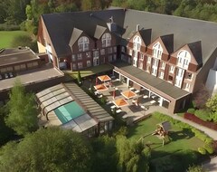 Khách sạn Domaine de la Forêt d'Orient - Natur'Hôtel Golf & Spa (Rouilly-Sacey, Pháp)