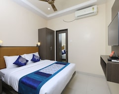 Khách sạn OYO 14934 Kalyani Grand (Chennai, Ấn Độ)