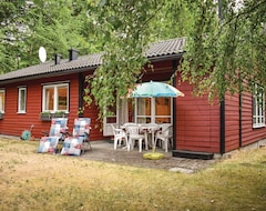Tüm Ev/Apart Daire 3 Bedroom Accommodation In BjÖrkÖ (Björkö, İsveç)