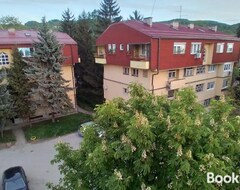 Koko talo/asunto City Center Apartment (Banja Luka, Bosnia ja Herzegovina)