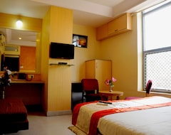 Hotel Royal Suvarna Comforts (Mysore, India)