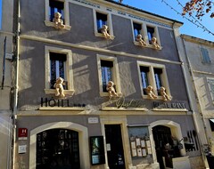 Otel Hôtel Restaurant Loustaloun (Maussane-les-Alpilles, Fransa)