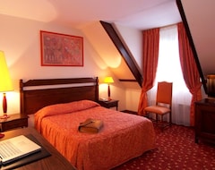 Khách sạn Hotel Le Cardinal Rueil Centre (Rueil-Malmaison, Pháp)