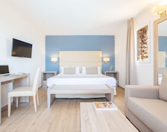 Hotel Menorca Binibeca by Pierre & Vacances Premium Adults Only (Sant Lluis, Spain)