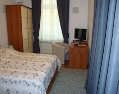 Pensión Rooms Europa (Zagreb, Croacia)