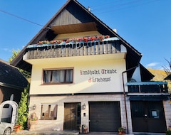 Khách sạn Landhotel Traube (Baden-Baden, Đức)