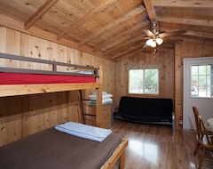 Khách sạn Medina Lake Rv Campground (Pipe Creek, Hoa Kỳ)