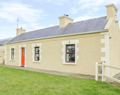 Tüm Ev/Apart Daire Glor Cottage, Pet Friendly, With A Garden In Knock, County Mayo (Ballyhaunis, İrlanda)