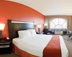 Holiday Inn Express Hotel and Suites - Odessa, an IHG Hotel (Odessa, USA)