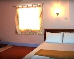 Otel D'S Corner & Guesthouse (Phuket-Town, Tayland)