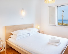 Casa/apartamento entero Holiday Home Gaia Seaview Residence Irakleia With Sea View, Wi-fi And Air Conditioning (Agios Prokopios, Grecia)