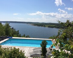 Cijela kuća/apartman Two Houses - With Pool And Fantastic Sea View (Västerhaninge, Švedska)