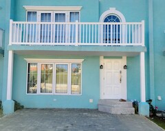 Cijela kuća/apartman Brand New Luxurious Townhouse In Negril (Grange Hill, Jamajka)